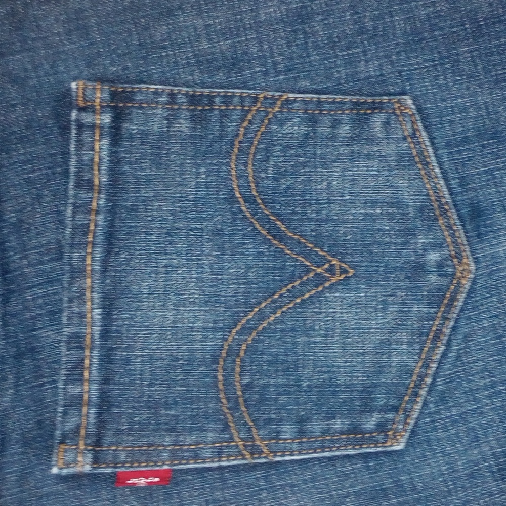 LIKE NEW - Levi's 525 Dark Blue Straight Leg Jeans - Picture 9 of 9